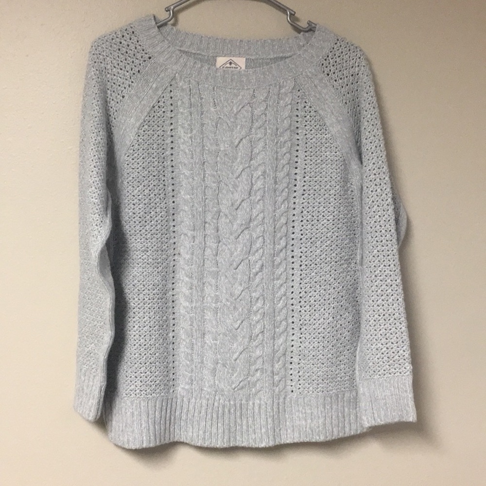 Women’s Grey Cable Knit Sweater NWOT